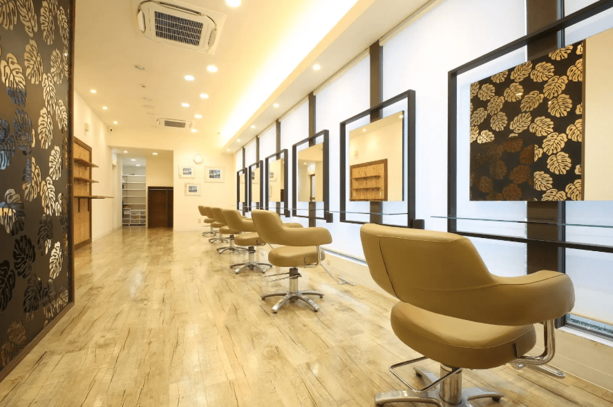 ◆日曜定休・3連休あり◆サロンワークもプライベートも充実！