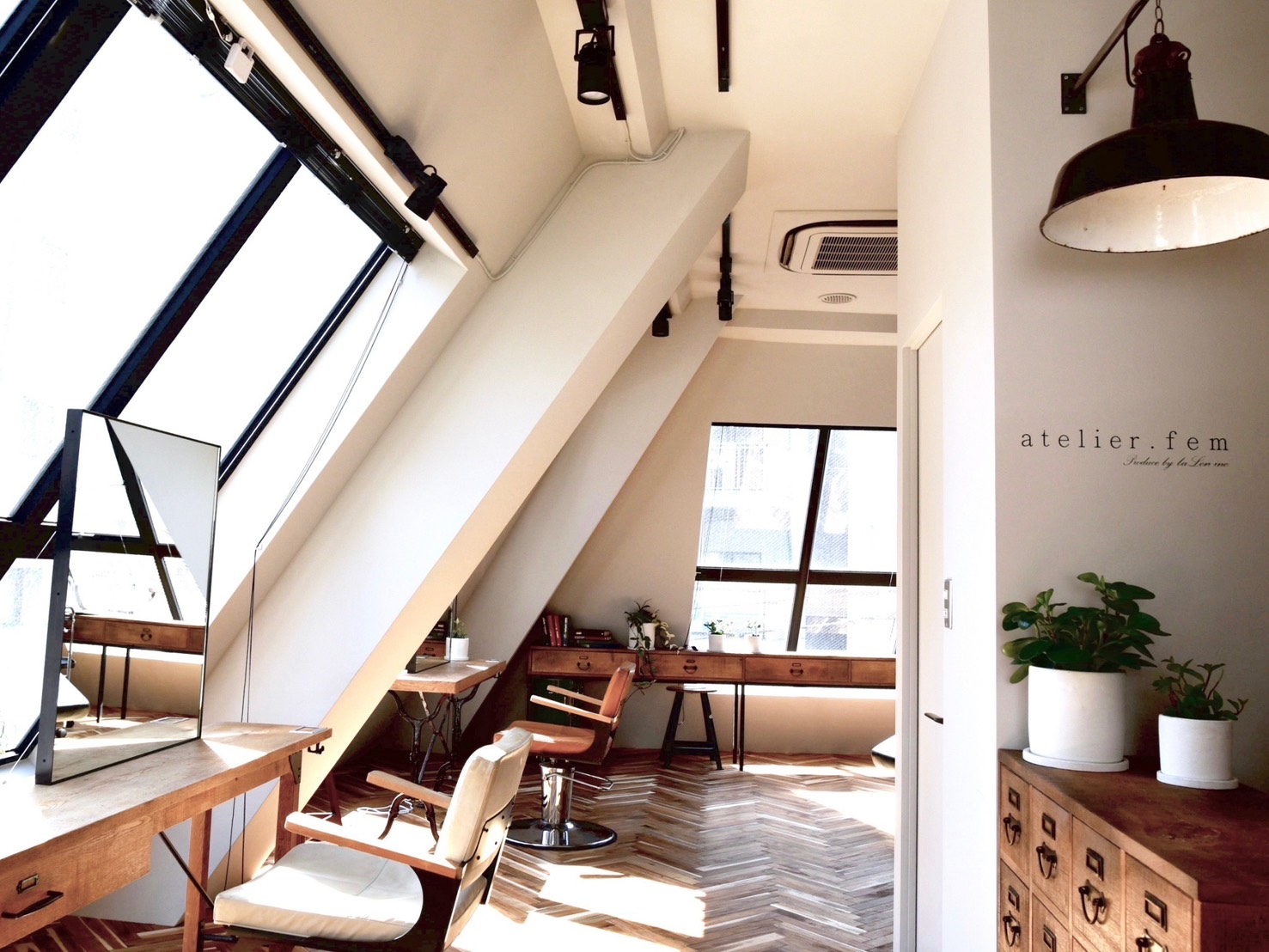 一人一人輝かせることをお約束します【atelier.fem】