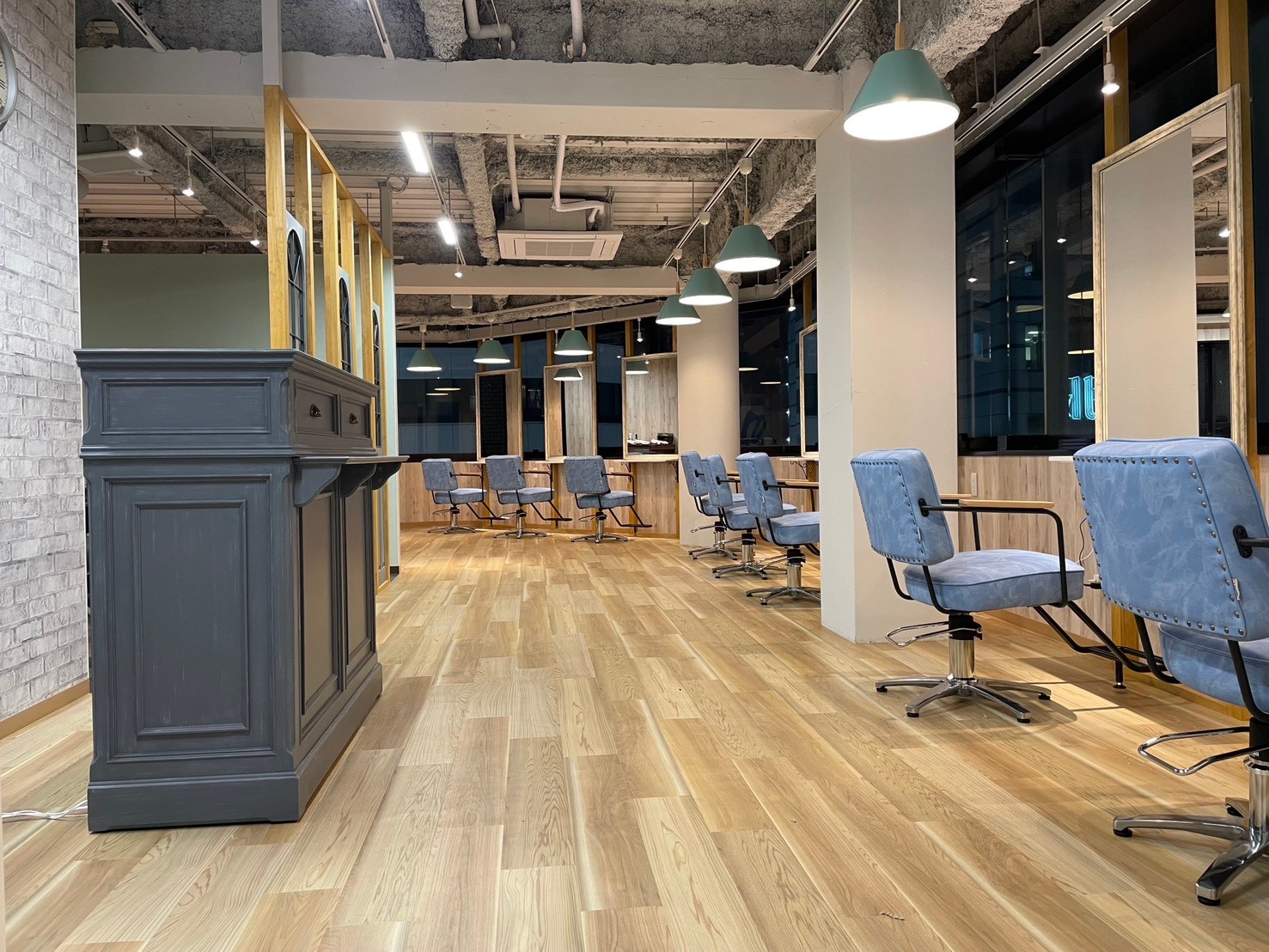 集客力に自身有!入社したばっかりでも安心です★ 最大保証給40万円/月 フリー50%指名60%還元、指名料100%バック!