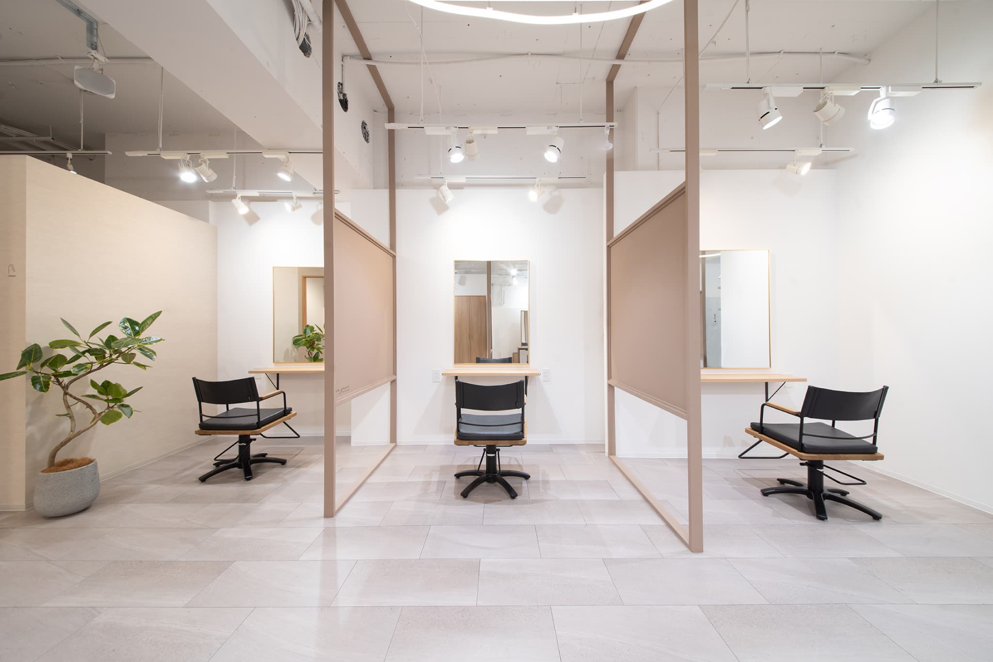 【coucou心斎橋店】心斎橋にリニューアルオープンの高還元業務委託サロン