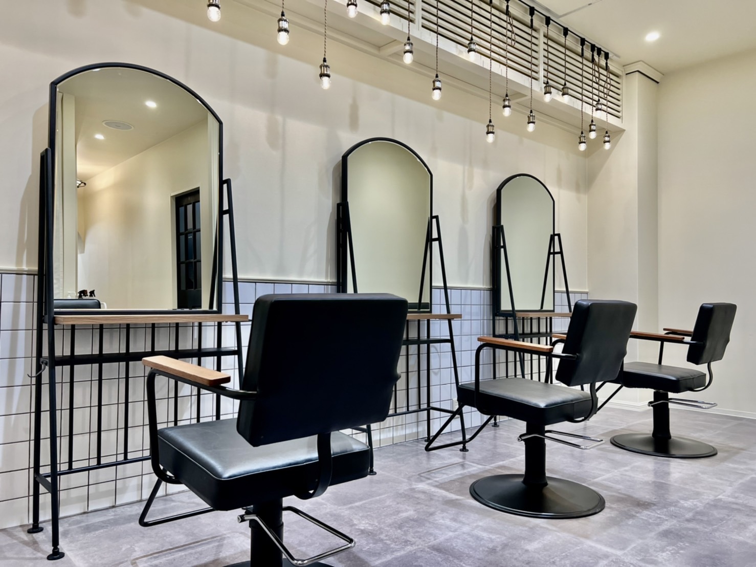 beauty:beast本通り店店舗写真1