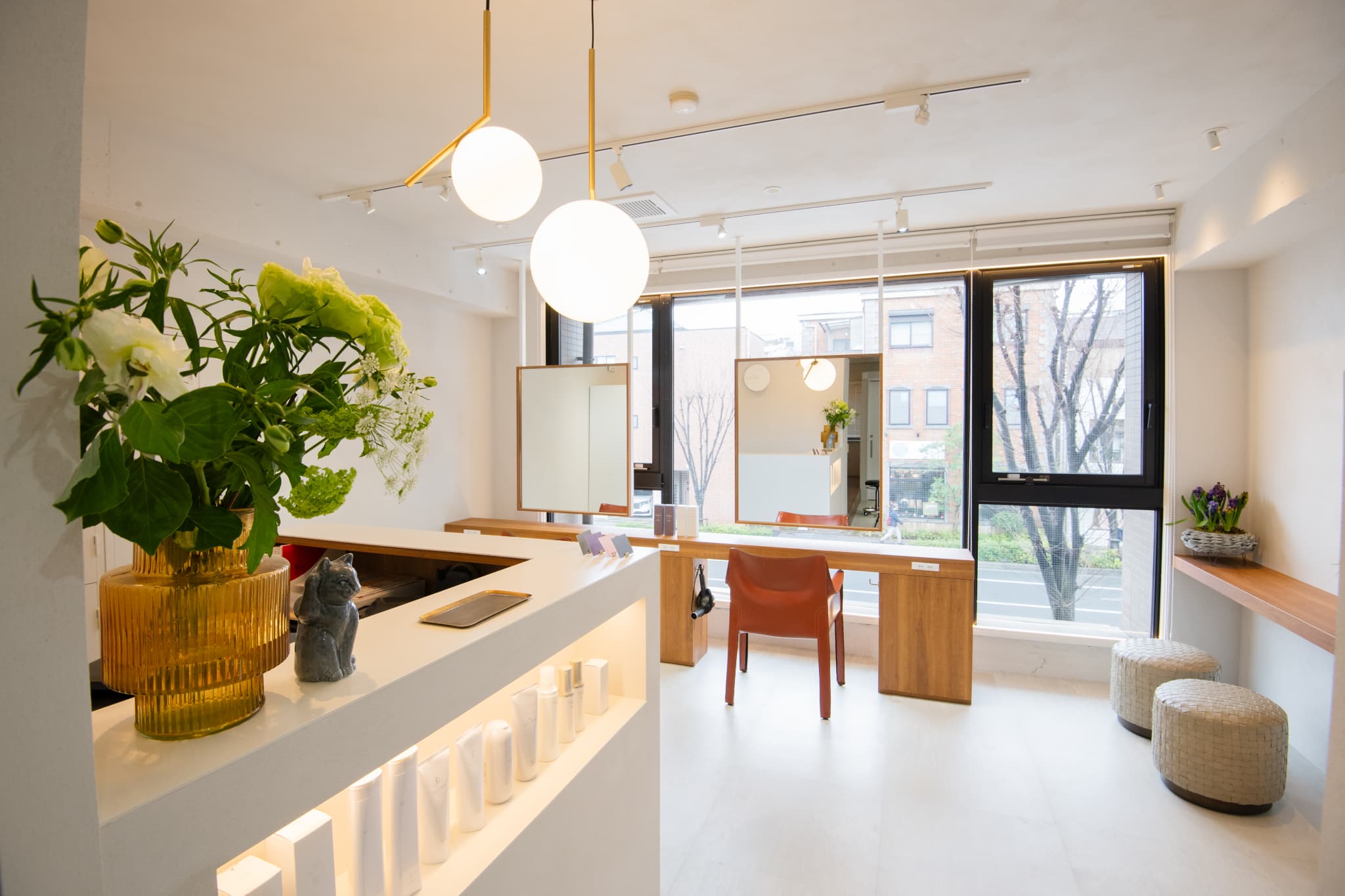 KUVEL芦屋店舗写真1