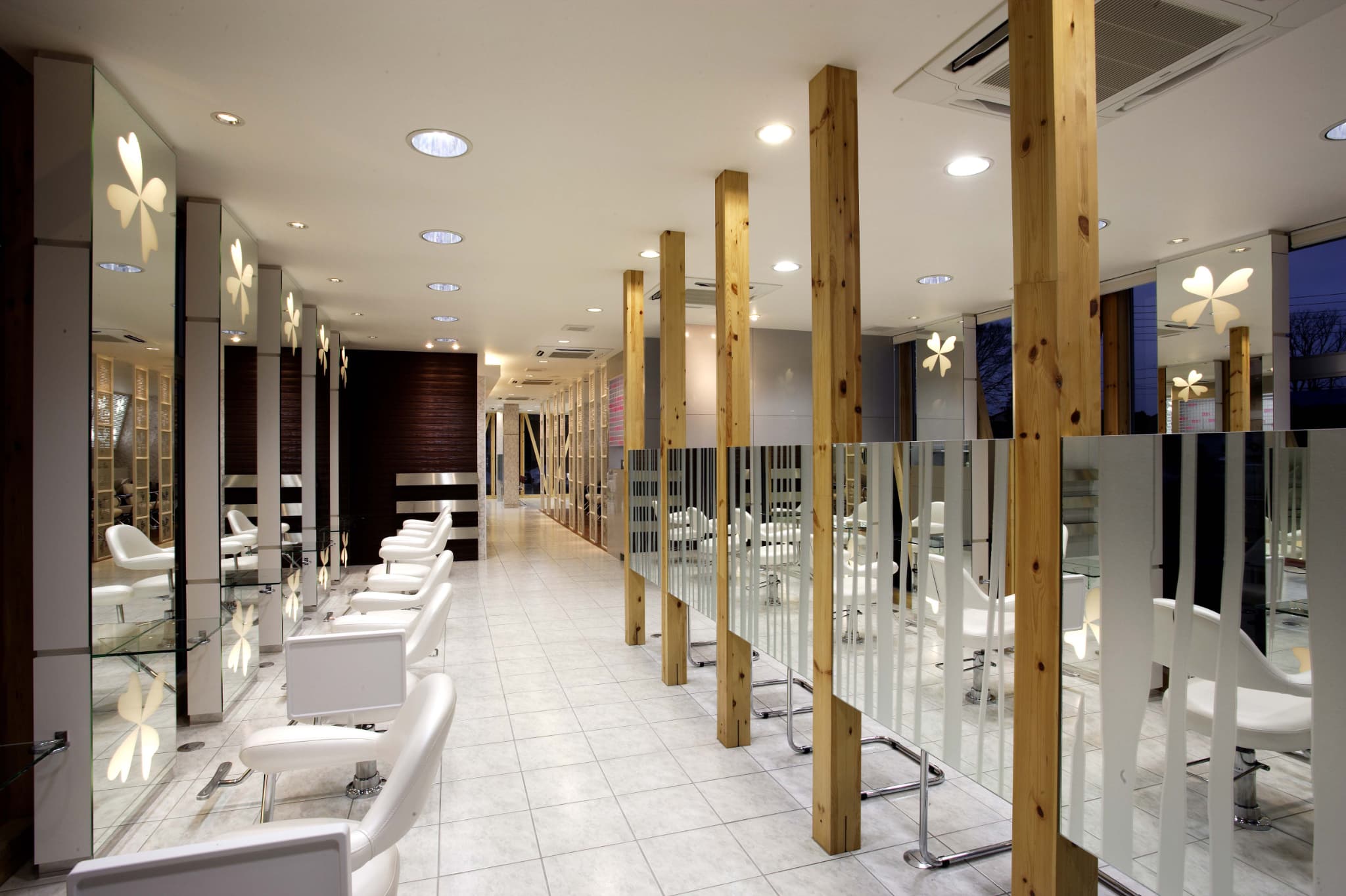 Le Coeur HAIR&BEAUTY宮内店店舗写真1