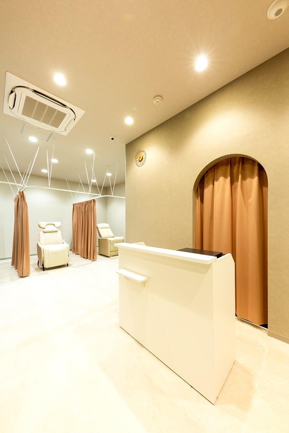 EYE BEAUTY Le Coeur小出店店舗写真1