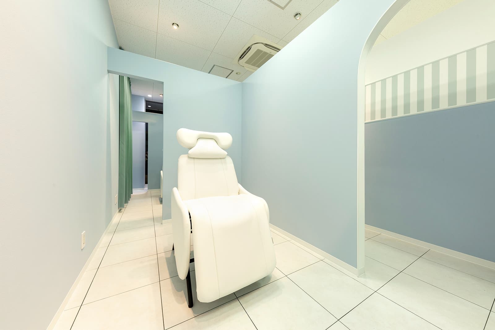 EYE BEAUTY Le Coeur亀貝店店舗写真1