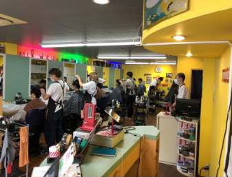 FREEDOM BARBER＆CO.玉川学園前店店舗写真3