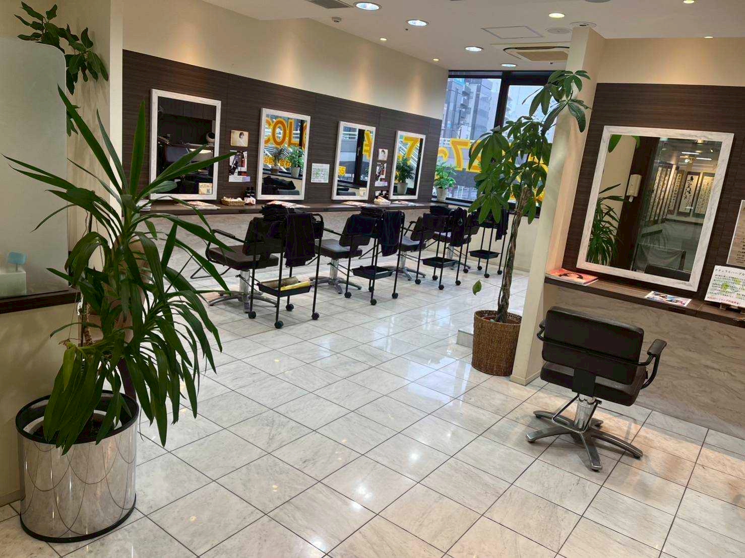 color box上尾店店舗写真2