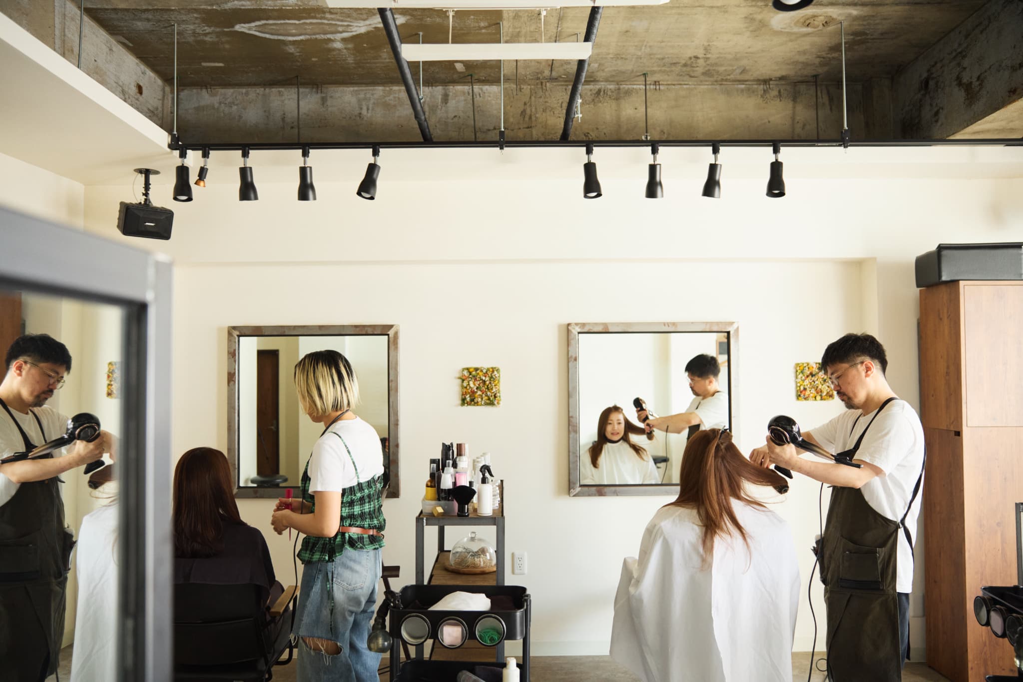 caru北浦和東口店店舗写真1