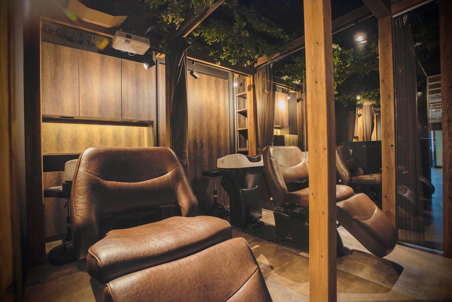 HairResort粋　enam新宿東口店店舗写真1