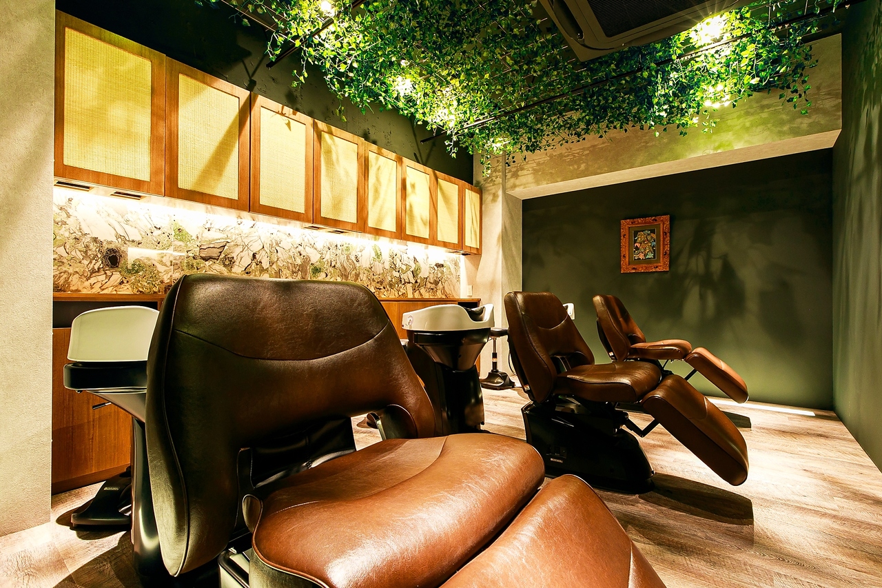 HairResort 粋新宿三丁目店店舗写真0