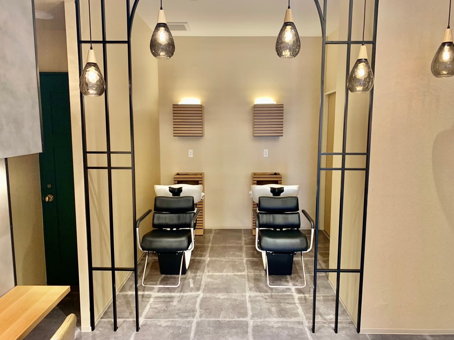 beauty:beast武雄店店舗写真2