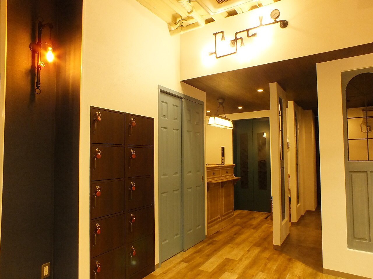 Blues hair gallery by across日暮里店店舗写真2