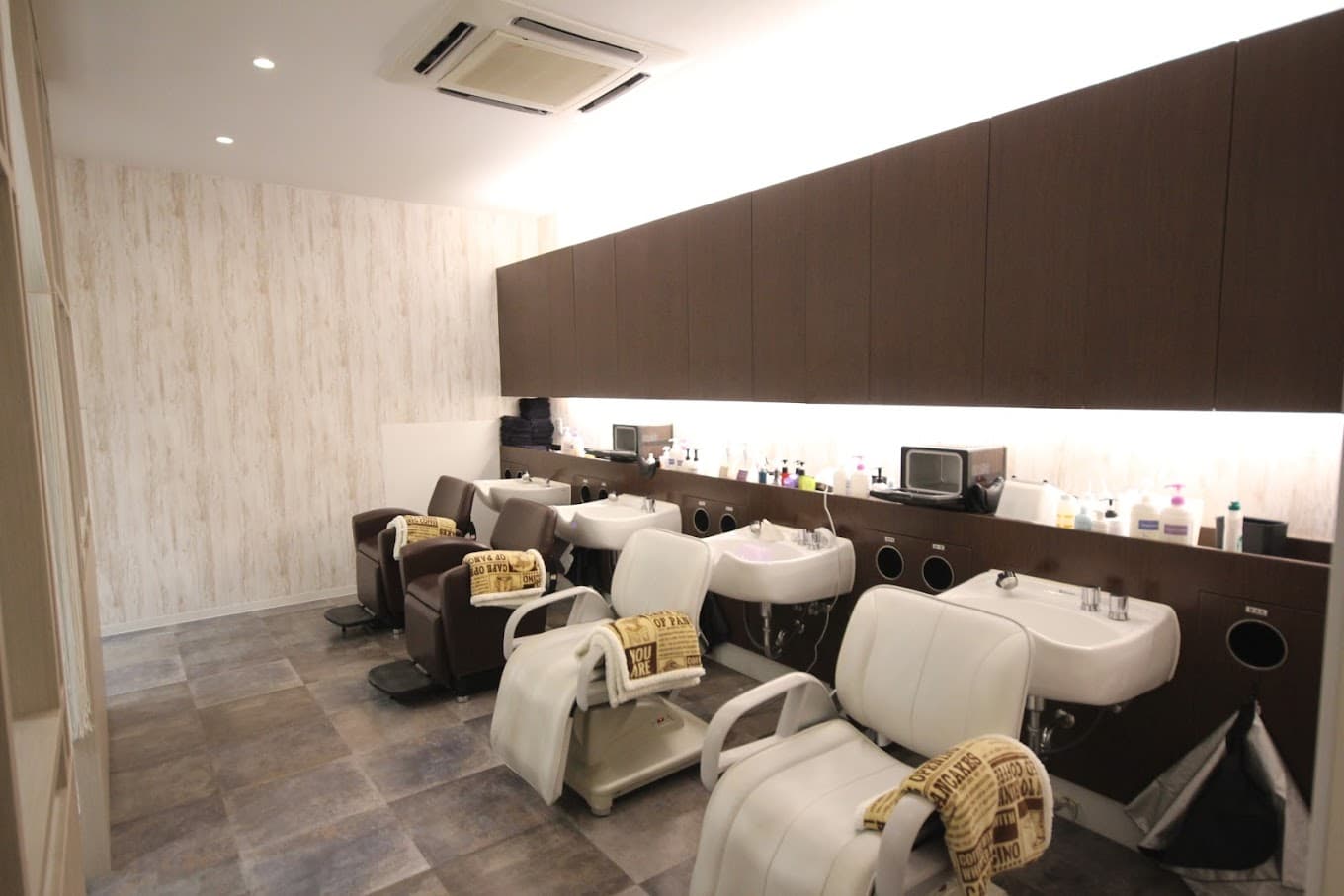 first class矢板店店舗写真1