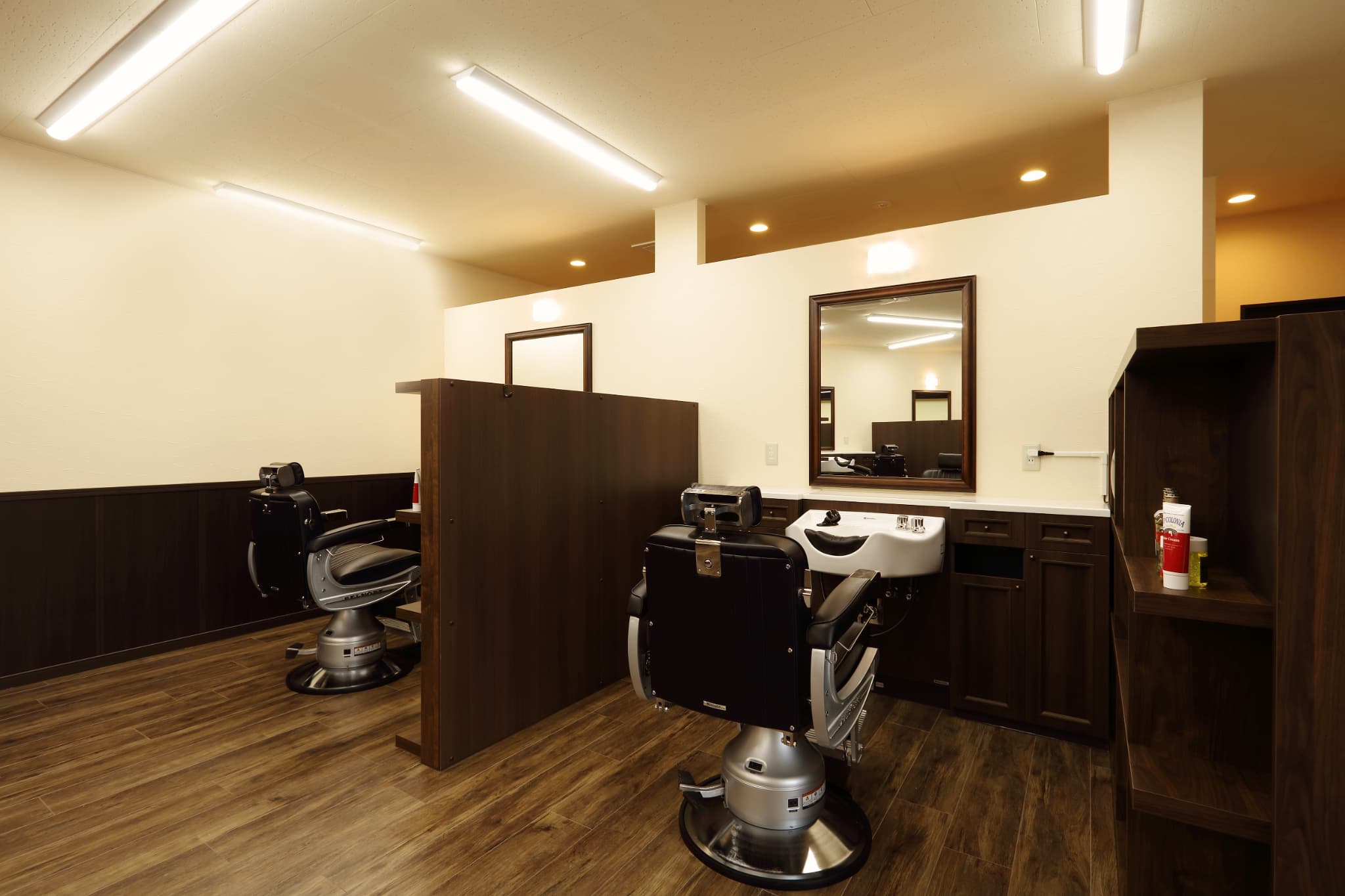 理容cut-A岩出店店舗写真3